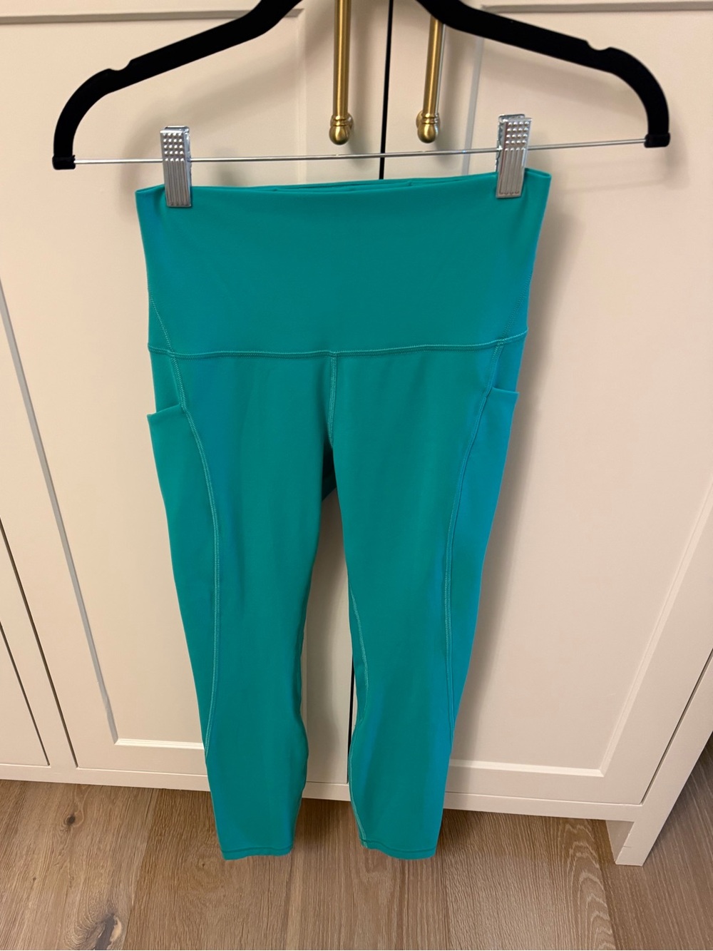 lululemon athletica align High-Rise legging with pockets - Picture 2 of 12